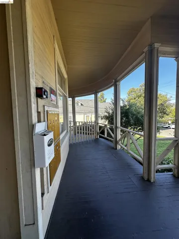 1746 10th Ave, Oakland, California 94606