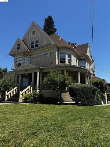 1746 10th Ave, Oakland, California 94606