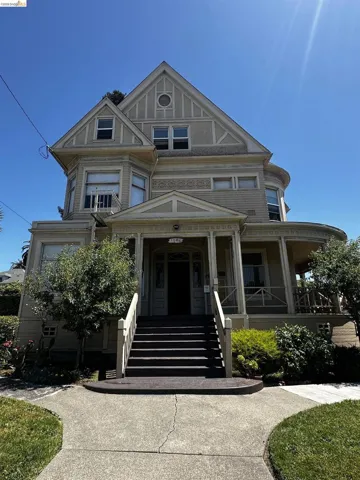 1746 10th Ave, Oakland, California 94606