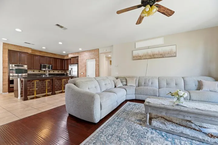 30241 Trois Valley Street, Murrieta, California 92563