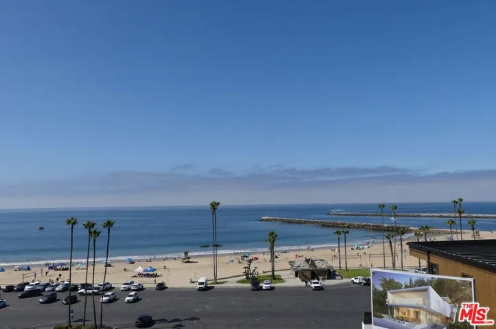 309 309.5 Jasmine Avenue, Corona Del Mar, California 92625