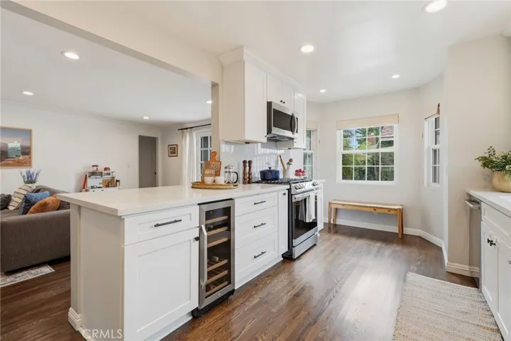 5423 Columbus Ave, Sherman Oaks, California 91411