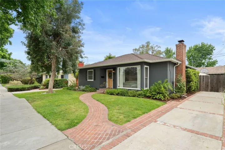5423 Columbus Ave, Sherman Oaks, California 91411