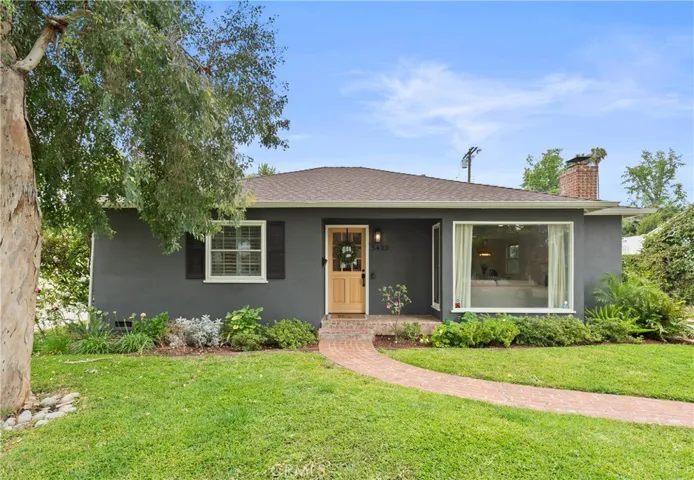 5423 Columbus Ave, Sherman Oaks, California 91411