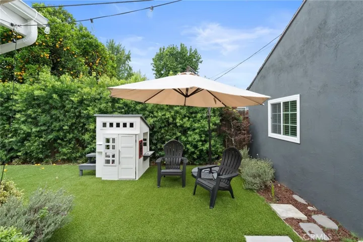 5423 Columbus Ave, Sherman Oaks, California 91411