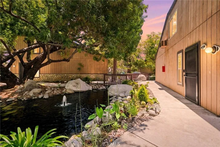 7890 E Spring Street 5l, Long Beach, California 90815
