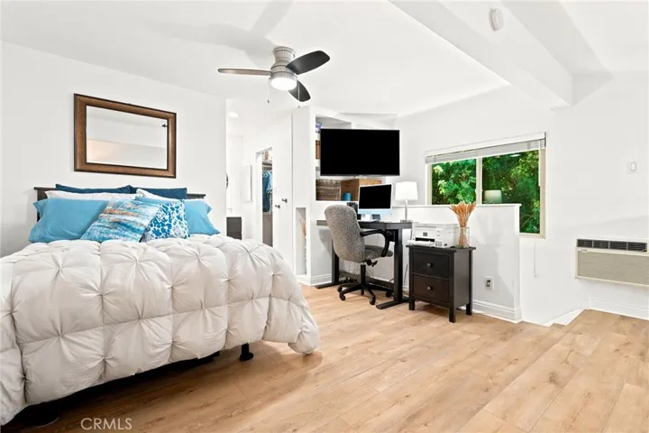 7890 E Spring Street 5l, Long Beach, California 90815