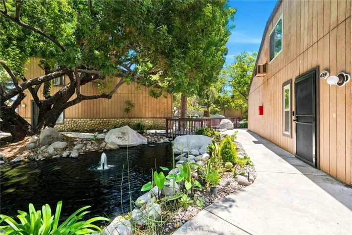 7890 E Spring Street 5l, Long Beach, California 90815