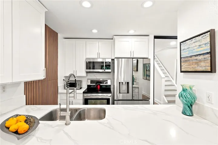 7890 E Spring Street 5l, Long Beach, California 90815