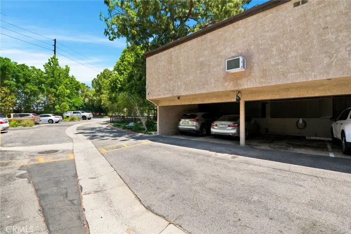 7890 E Spring Street 5l, Long Beach, California 90815