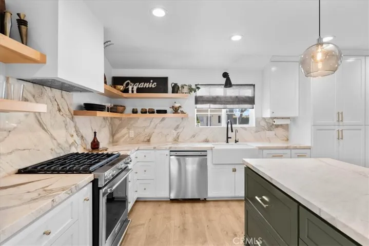 1802 Russell Place, Pomona, California 91767