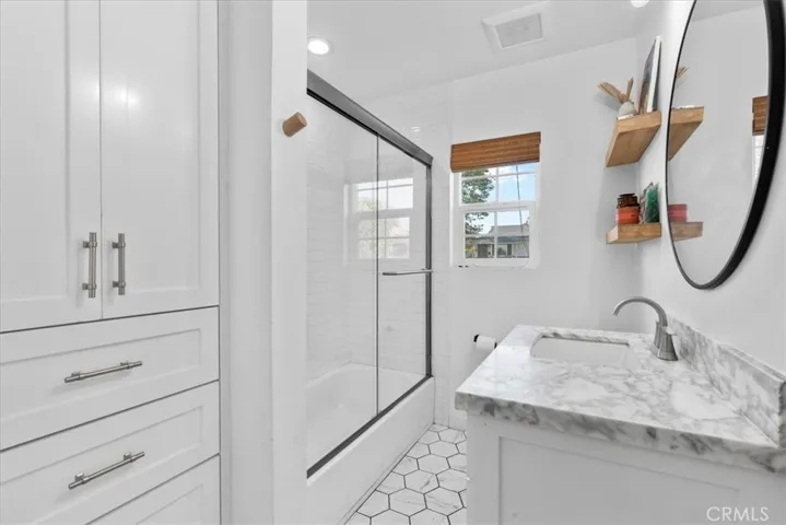 1802 Russell Place, Pomona, California 91767