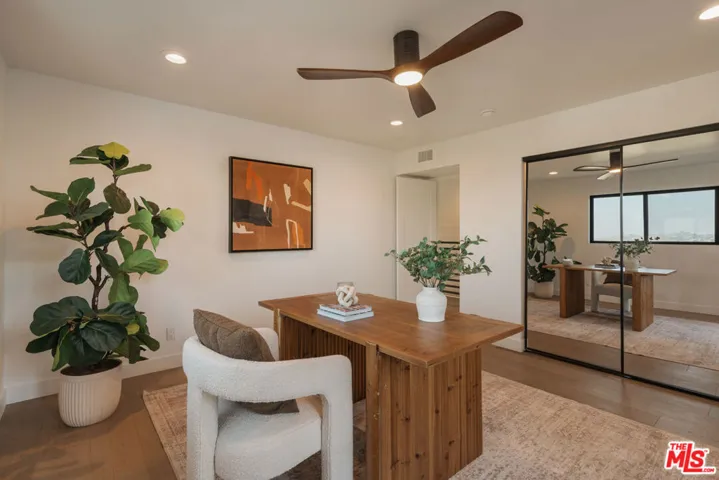 2474 Silver Ridge Avenue, Los Angeles, California 90039