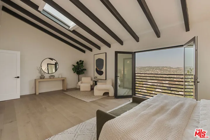 2474 Silver Ridge Avenue, Los Angeles, California 90039