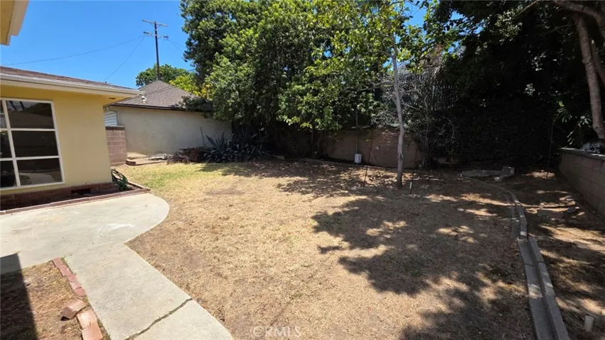 6034 S Kings, Los Angeles, California 90056