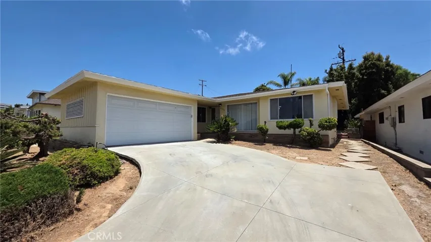 6034 S Kings, Los Angeles, California 90056