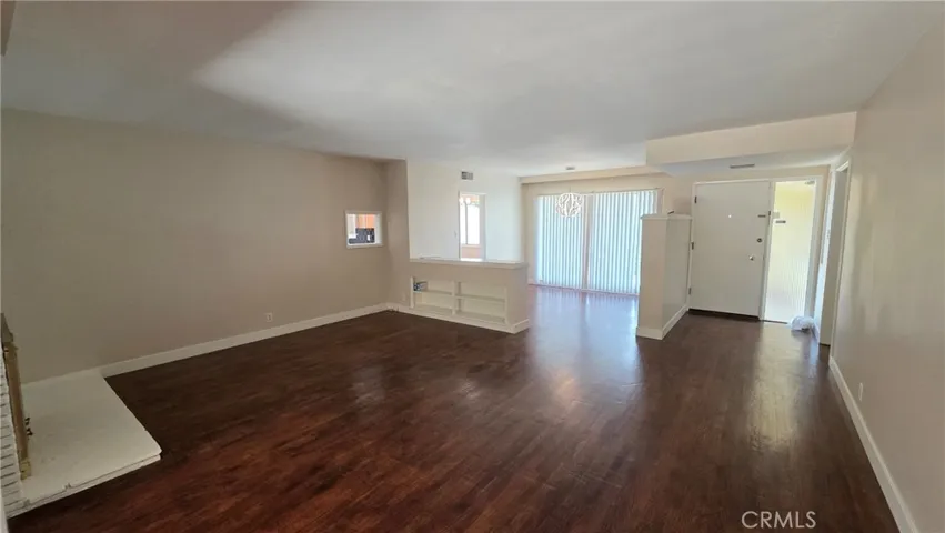 6034 S Kings, Los Angeles, California 90056