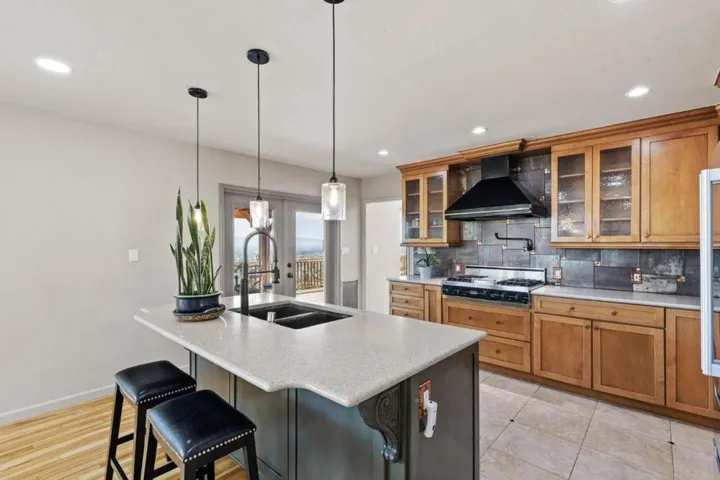 14990 Garcal Drive, San Jose, California 95127