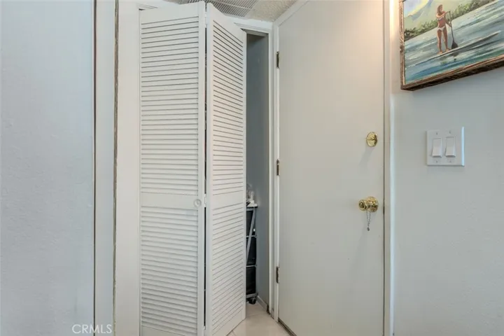 11813 Runnymede Street 14, North Hollywood, California 91605