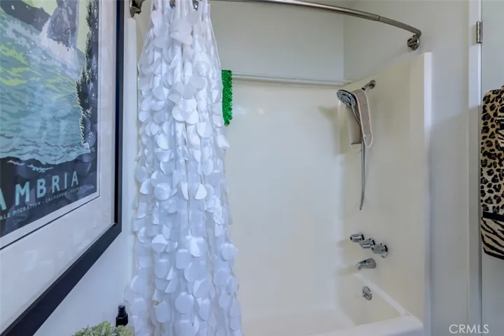 11813 Runnymede Street 14, North Hollywood, California 91605