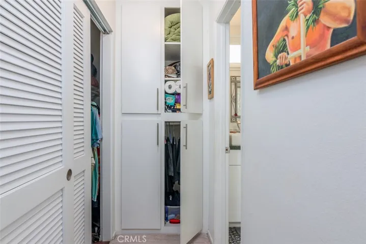 11813 Runnymede Street 14, North Hollywood, California 91605