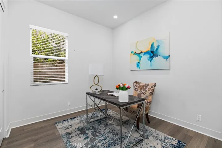 121 Novel, Irvine, California 92618