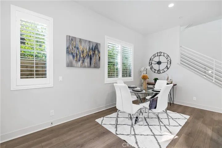 121 Novel, Irvine, California 92618