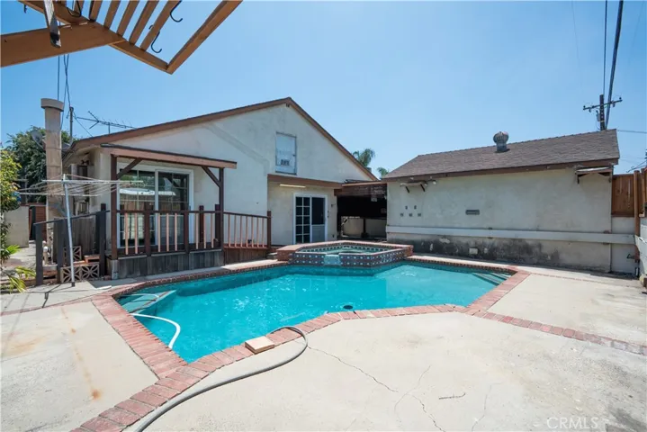 12315 Pomering, Downey, California 90242