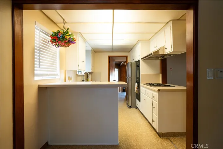 12315 Pomering, Downey, California 90242