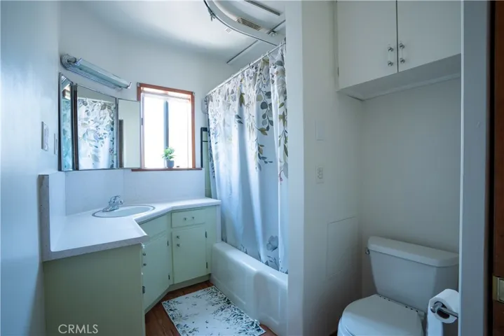 12315 Pomering, Downey, California 90242