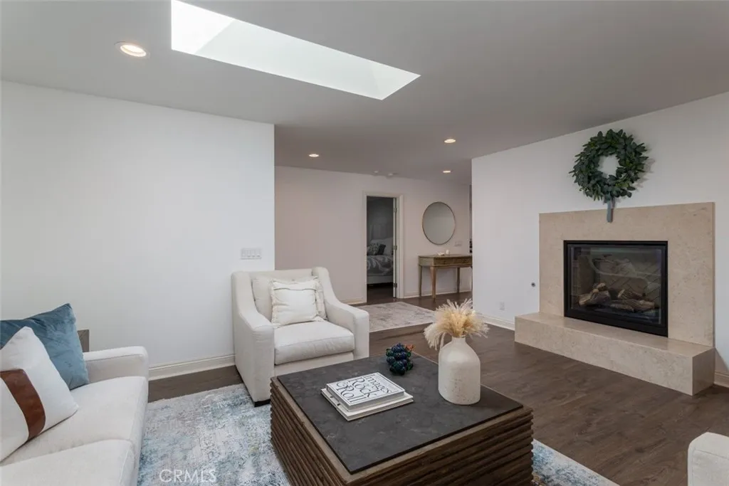 2043 N Capella Court, Costa Mesa, California 92626 — photo 5