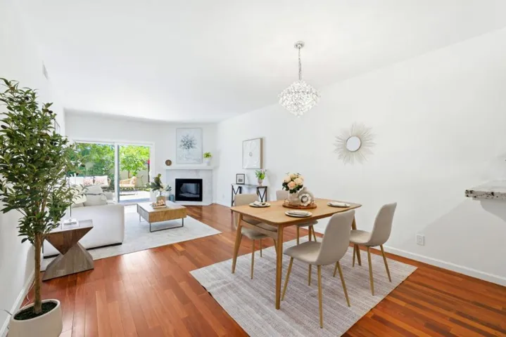 1400 Bowe 1401, Santa Clara, California 95051