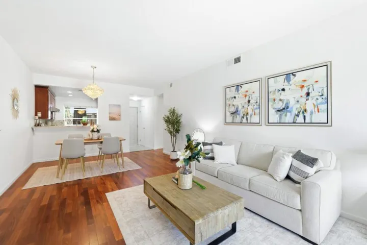 1400 Bowe 1401, Santa Clara, California 95051