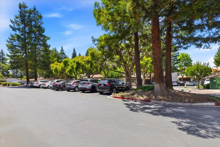 1400 Bowe 1401, Santa Clara, California 95051