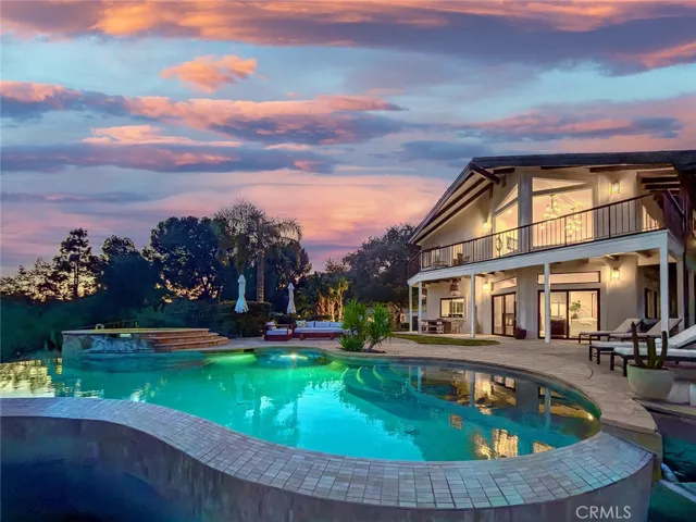 130 Dapplegray, Bell Canyon, California 91307