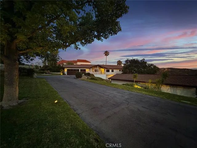 130 Dapplegray, Bell Canyon, California 91307