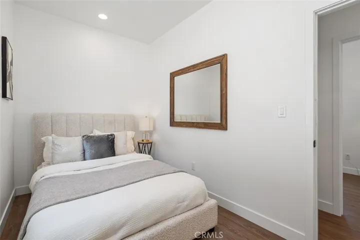 1664 Glen Avenue, Pasadena, California 91103