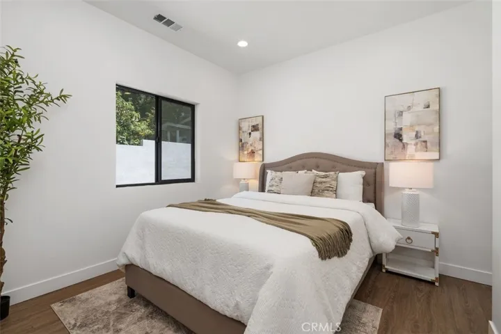 1664 Glen Avenue, Pasadena, California 91103