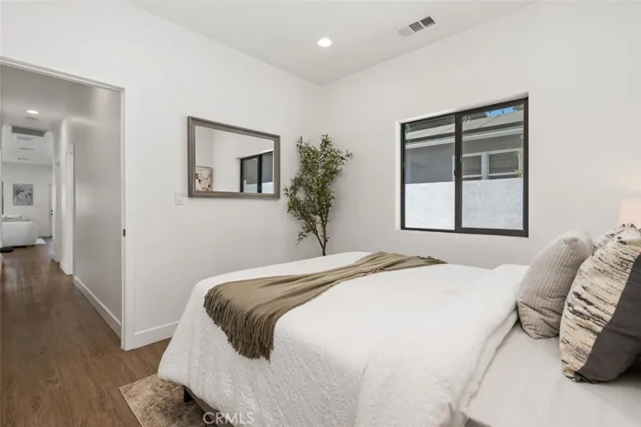 1664 Glen Avenue, Pasadena, California 91103