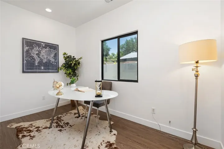 1664 Glen Avenue, Pasadena, California 91103