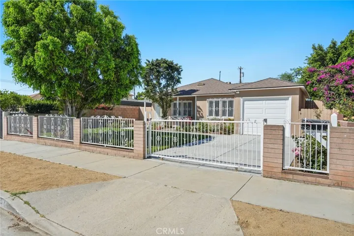 9725 Haddon, Pacoima, California 91331