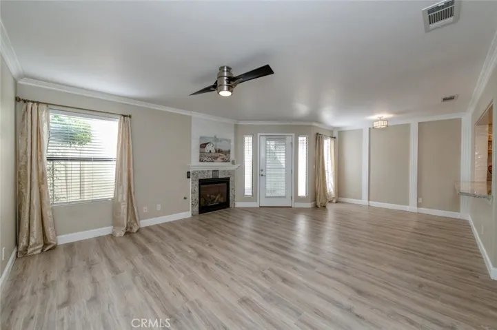 923 E Foxhill, Fresno, California 93720