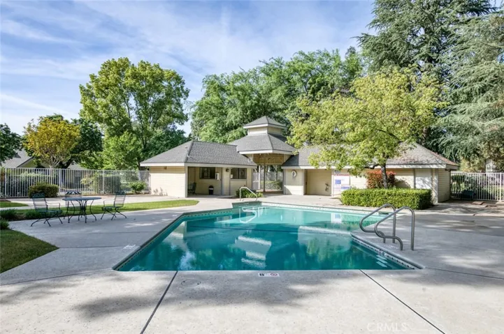 923 E Foxhill, Fresno, California 93720