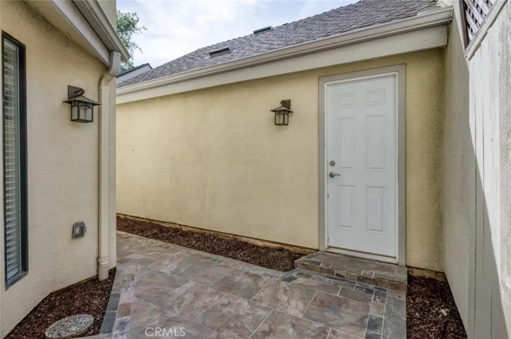 923 E Foxhill, Fresno, California 93720