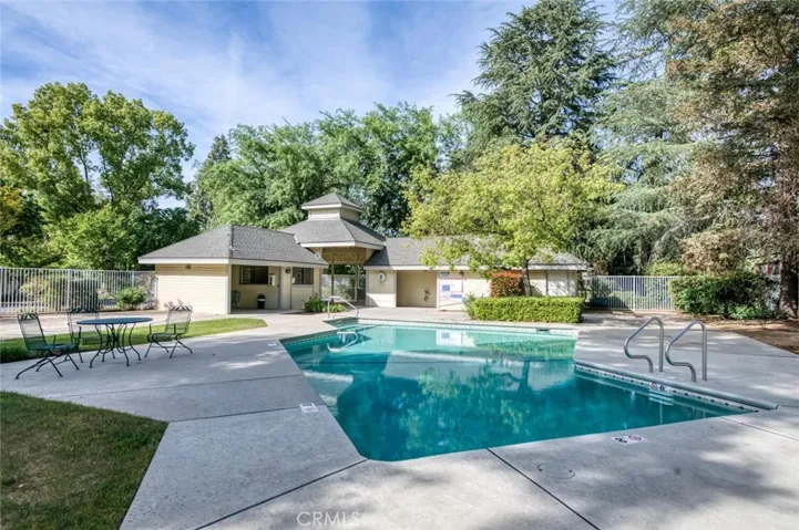 923 E Foxhill, Fresno, California 93720