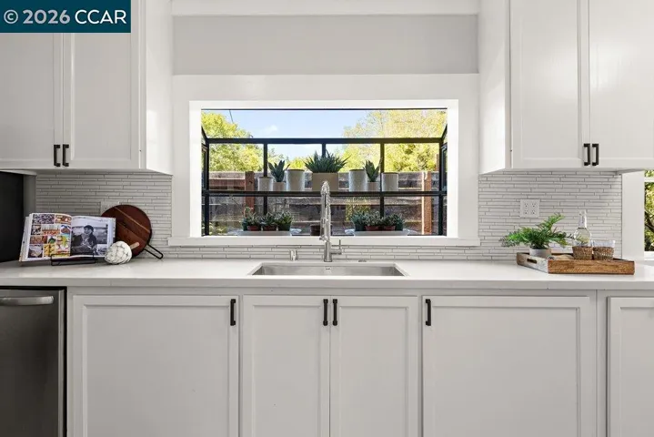1310 Carlotta Ave, Berkeley, California 94703-1004