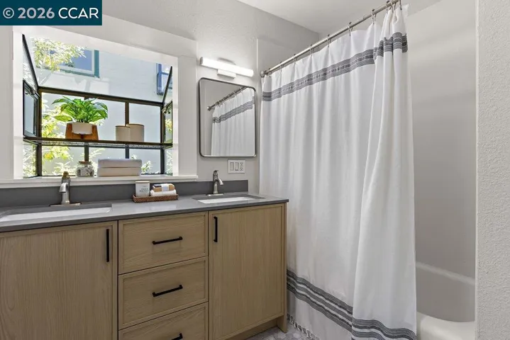 1310 Carlotta Ave, Berkeley, California 94703-1004