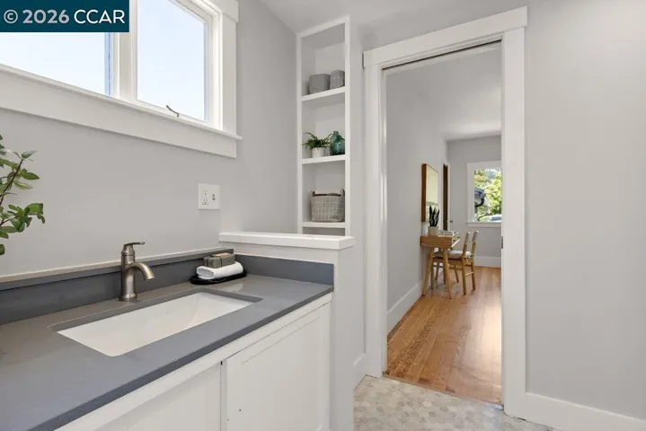 1310 Carlotta Ave, Berkeley, California 94703-1004