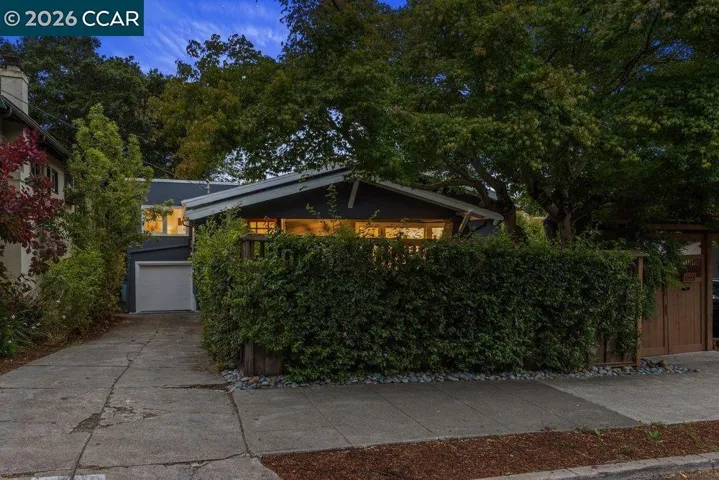 1310 Carlotta Ave, Berkeley, California 94703-1004