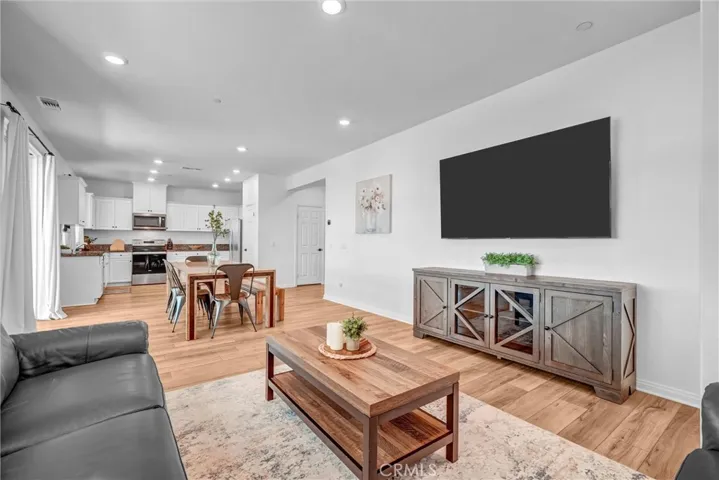22957 Sagenut Way, Nuevo, California 92567